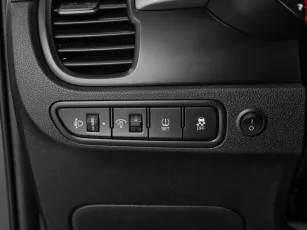 Kia  14