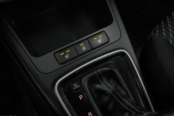 Kia  17