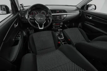 Kia  7