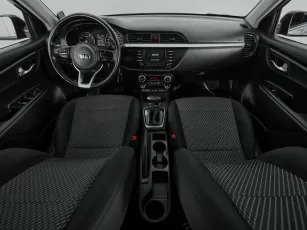 Kia  8