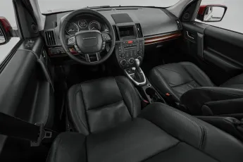 Land Rover  7