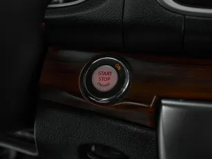 Nissan  15