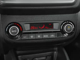 Kia  14
