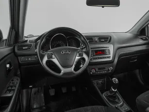 Kia  7