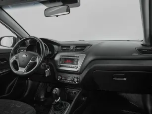 Kia  9