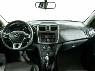 Renault  6