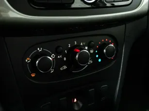 Renault  9
