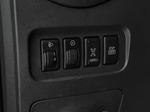 Renault  13