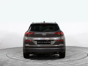 Hyundai  5