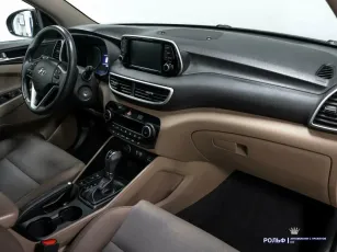 Hyundai  6