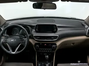 Hyundai  7