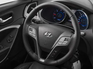 Hyundai  10