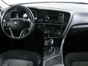 Kia  6