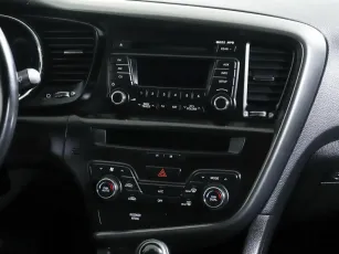 Kia  8