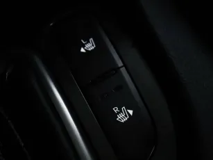 Kia  9