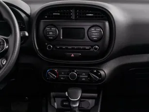 Kia  10