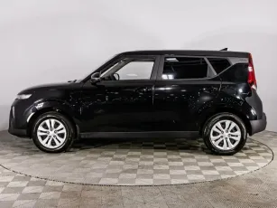 Kia  3