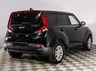 Kia  5