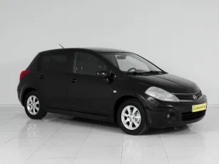 Nissan  3