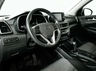 Hyundai  11