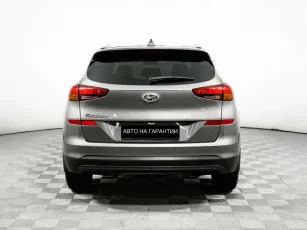 Hyundai  6