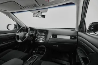 Mitsubishi  7