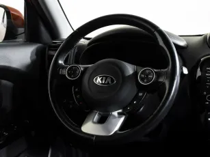 Kia  14