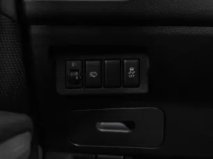 Nissan  14