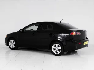 Mitsubishi  4