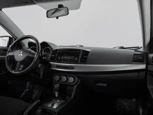 Mitsubishi  7