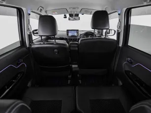 Daihatsu  18