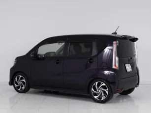 Daihatsu  4