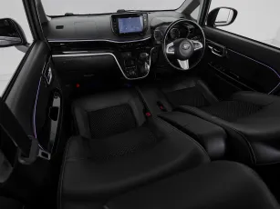 Daihatsu  7
