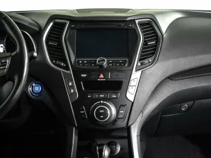 Hyundai  6