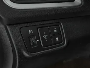 Hyundai  13