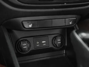Hyundai  17