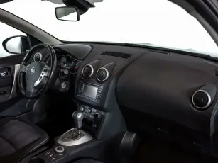 Nissan  5