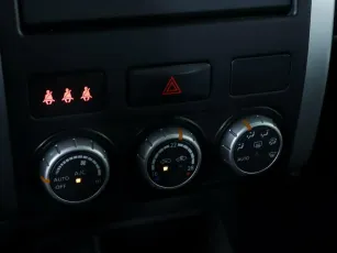 Nissan  14