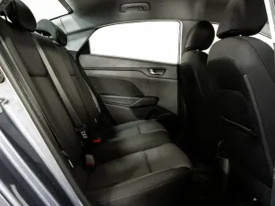 Hyundai  11