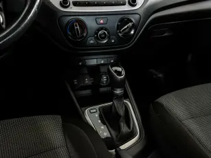 Hyundai  9