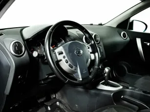Nissan  11
