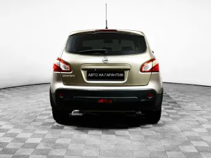 Nissan  6