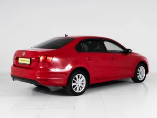 Volkswagen  6
