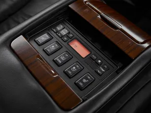Nissan  16