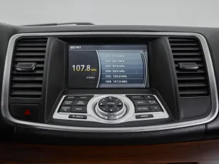 Nissan  17