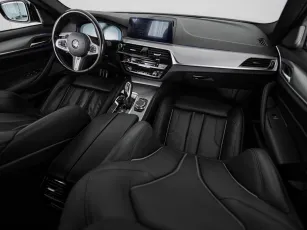 BMW  7