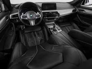 BMW  9