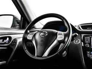 Nissan  10