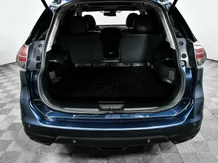 Nissan  19