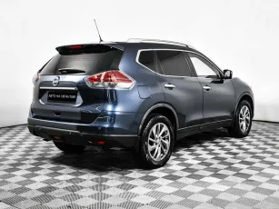 Nissan  5